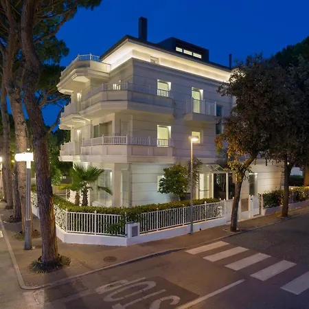 White Lejlighedshotel